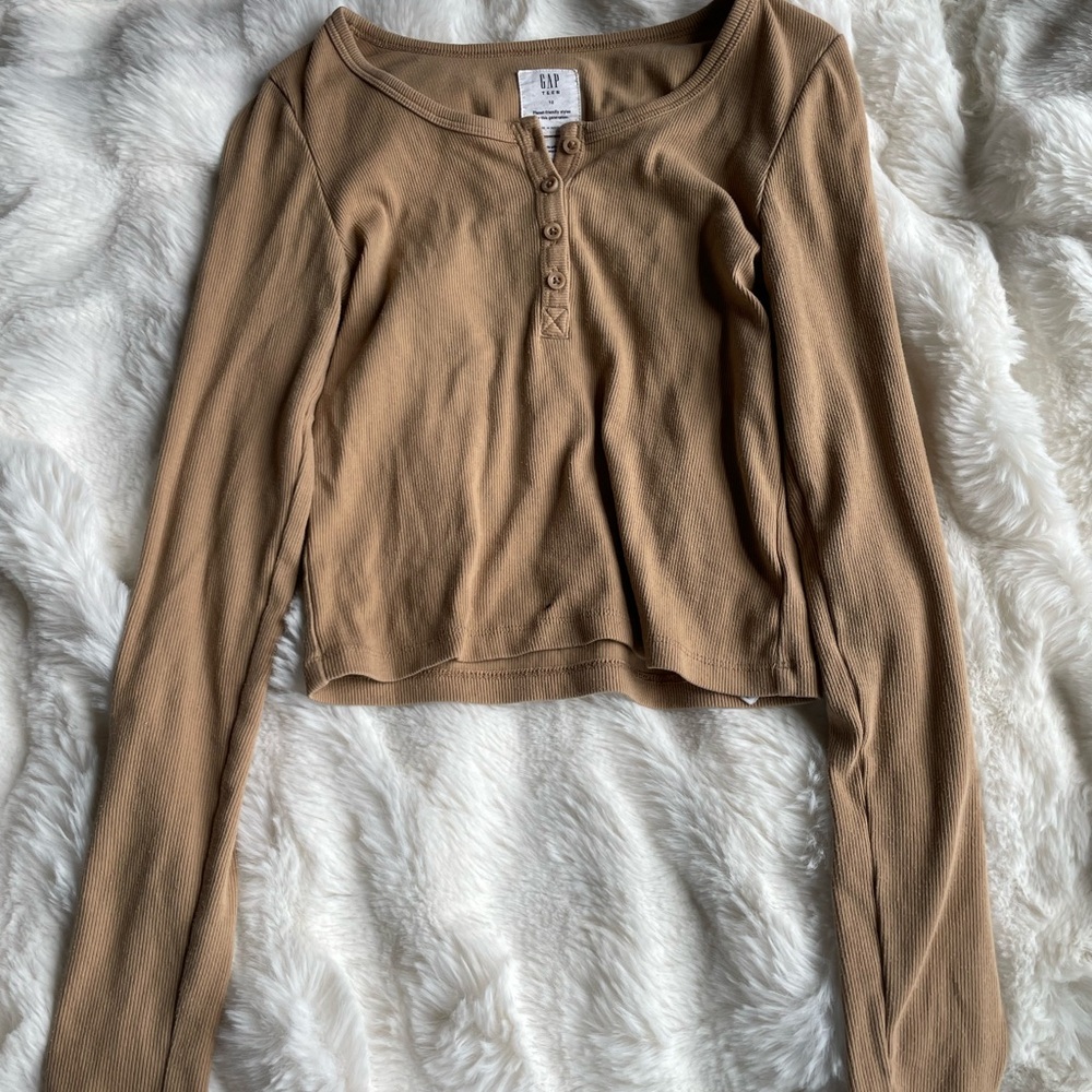 Long Sleeve Ribbed Buttoned Shirt